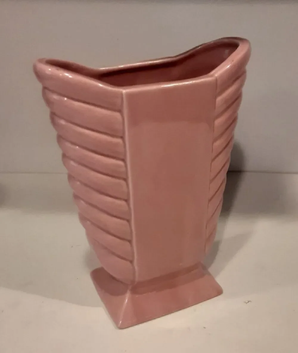 Vintage Art Deco Pink Ribbed Vase Retro Elegance 8.25